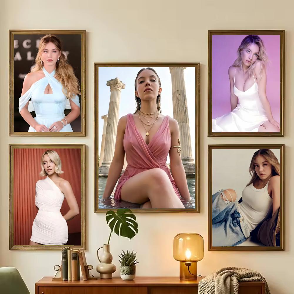 s-Sydney Sweeney Trendy_Actor  - Home Bar Sydney review and price